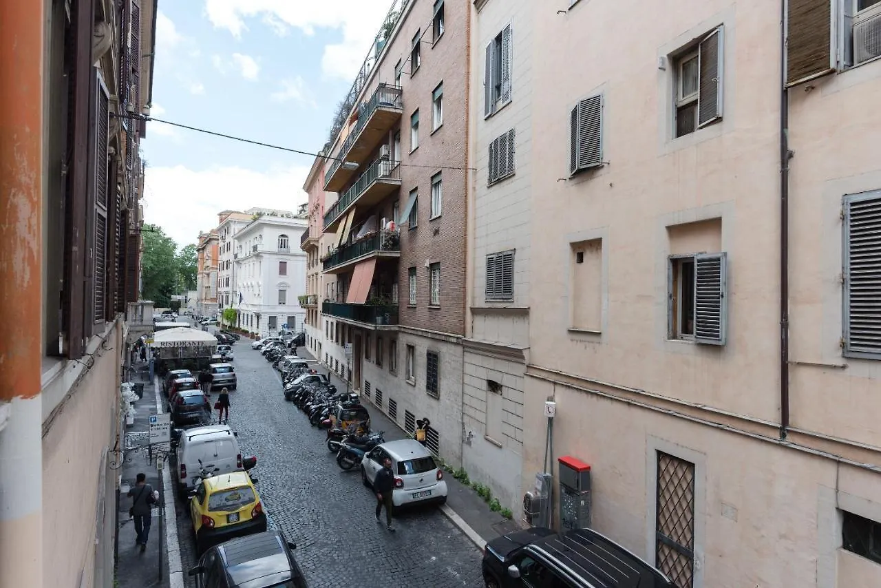 Prince'S Suite - Luxury Rooms Rome 0*,