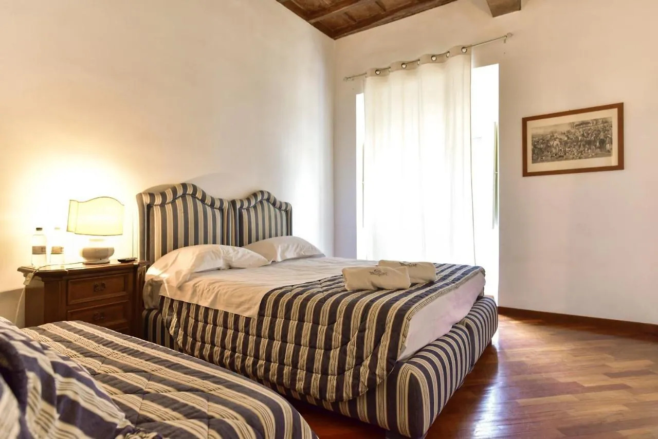 Prince'S Suite - Luxury Rooms Rome Apartment